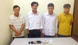 Bắt Đại biểu hội đồng nhân dân xã tham gia đánh bạc